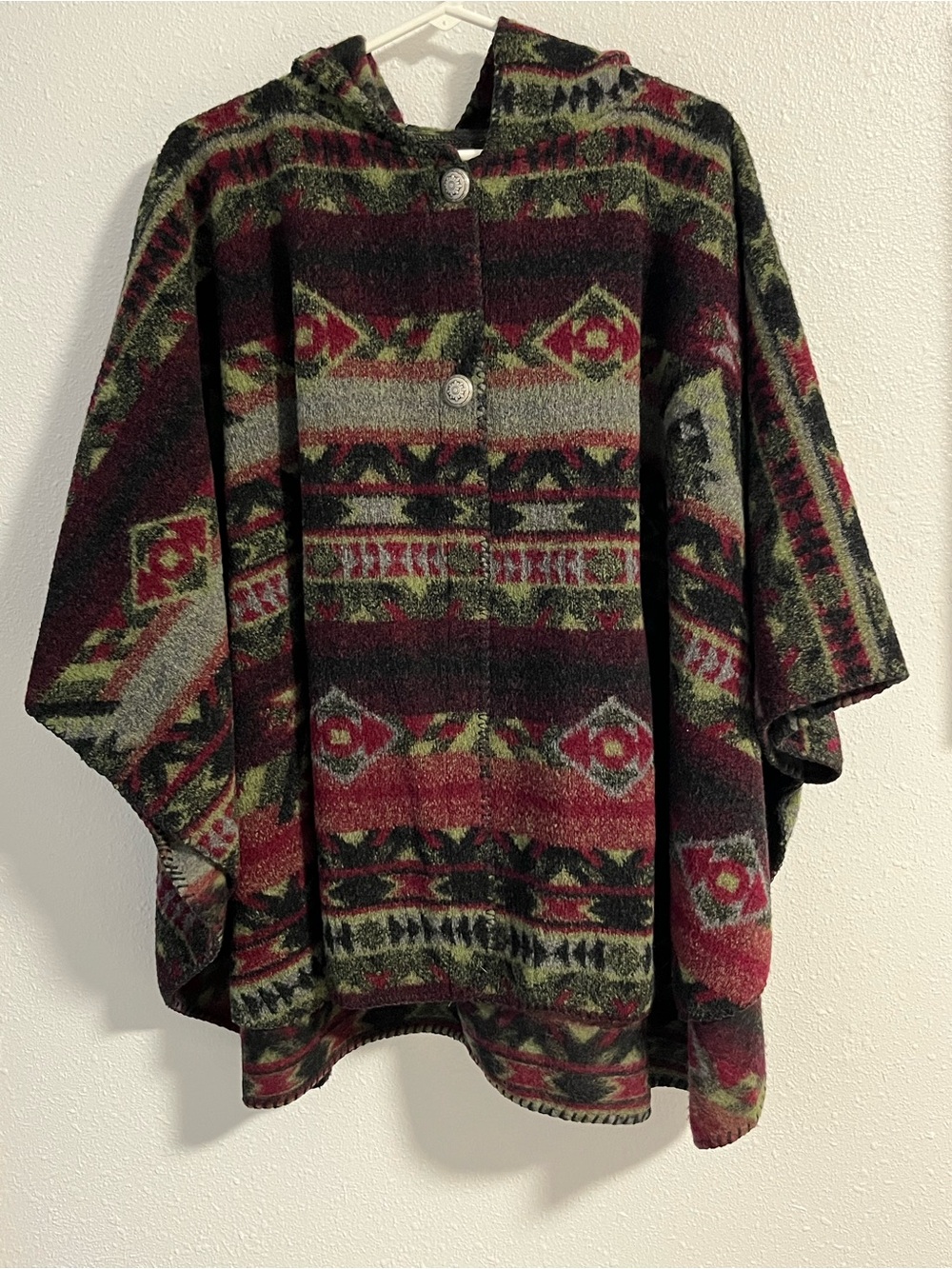 Hooded Aztec-Pattern Poncho Wool Blend in Burgundy, Olive & Gray Size S/M/L